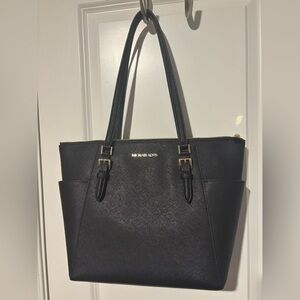 Michael Kors Black/Gold Tote